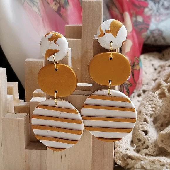 Polymer clay drop earrings - Picture 4 of 5